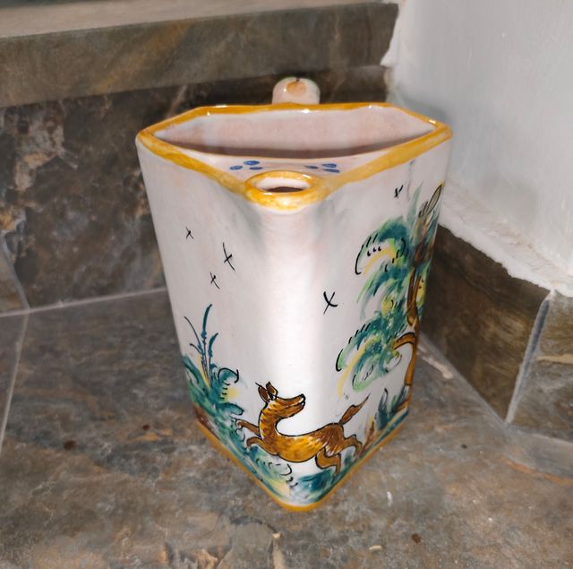 Jarra cerámica antigua