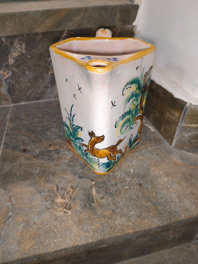 Jarra cerámica antigua