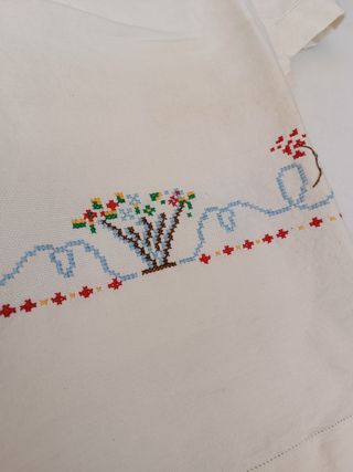 2 Toallas antiguas de lienzo y lino bordadas - Rus