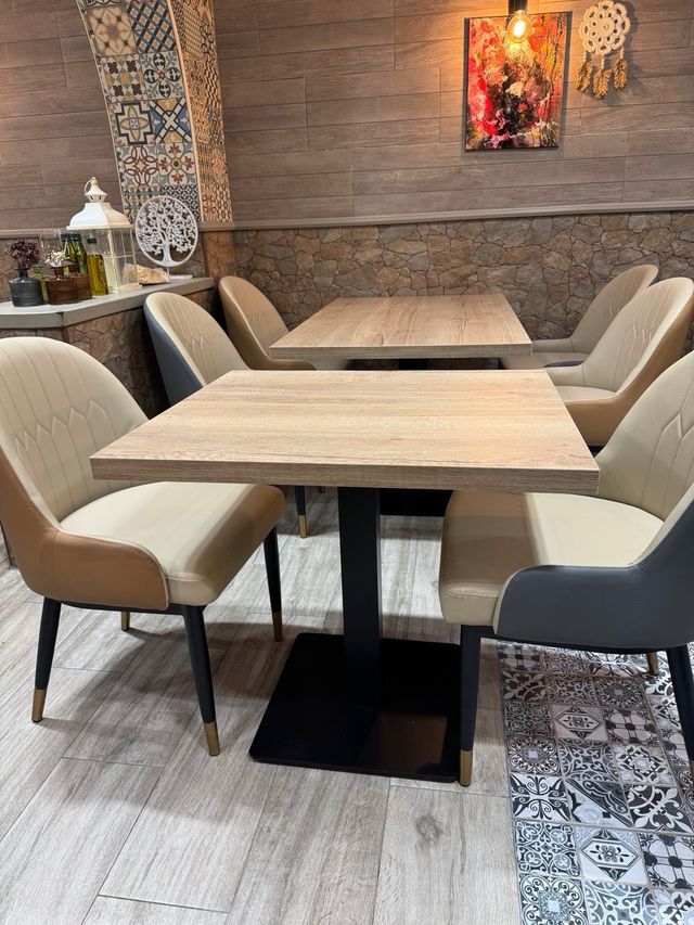 mesas y sillas de hostelería