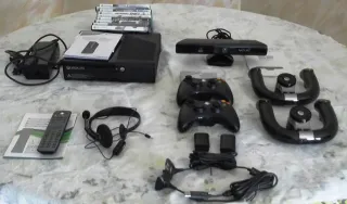Xbox 360 + juegos y accesorios