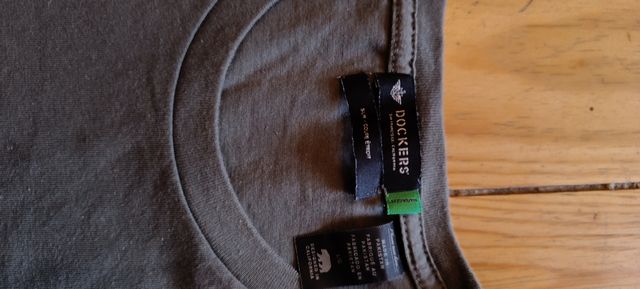 Camiseta Dockers verde oliva