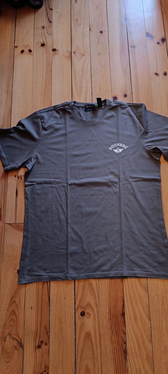 Camiseta Dockers verde oliva