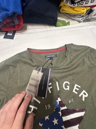 Camiseta Tommy Hilfiger  talla16