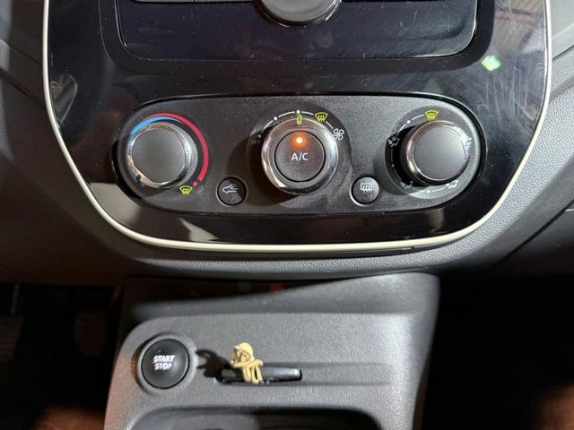 Renault Captur Life dCi 66kW (90CV) -18