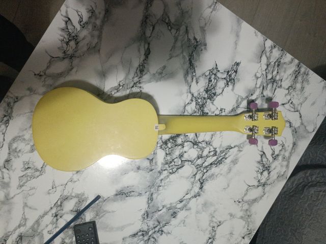Ukelele Stagg US-Lemon
