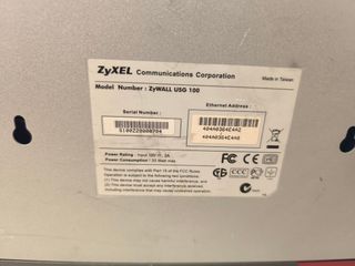 ZyXEL USG 100 Firewall