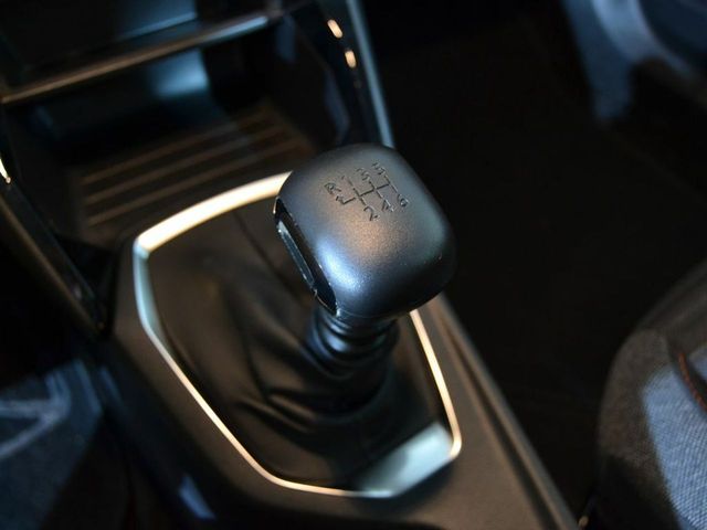 Peugeot 2008 Active Pack BlueHDI 81kW (110CV)