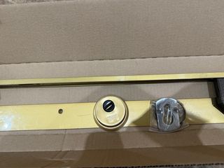 Cerradura antipalanca puerta