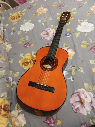 Guitarra clásica para niño.