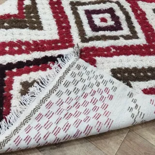 Alfombra de lana hecha a mano multicolor bereber