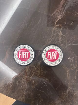 2 Coprimozzi Fiat 124 Spider