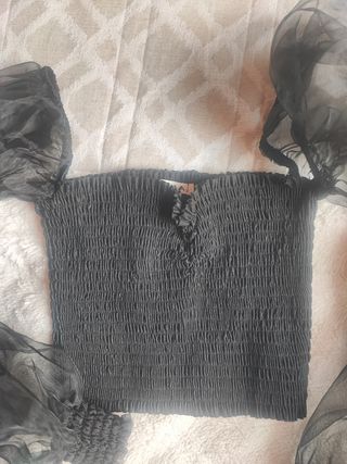 Top negro mangas abullonadas talla S