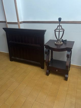 Cabeceros cama + mesita noche lámpara