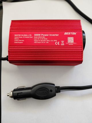 Inversor de Corriente BESTEK de 300W. 