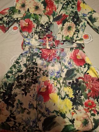 Vestido Zara flores multicolor