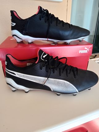 Botas fútbol Puma - Talla 9