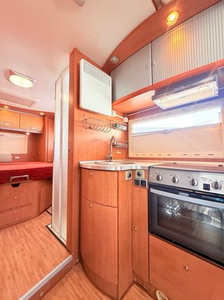 Autocaravana Isla/Aire/horno/alta gama