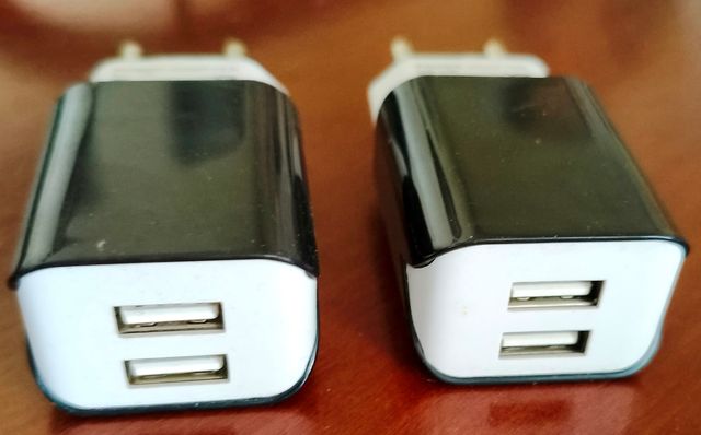 2 alimentatori caricatori doppio usb
