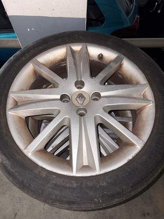 Llantas Renault Sport 17" usadas marca continental