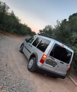 Ford Grand Tourneo Connec 2005