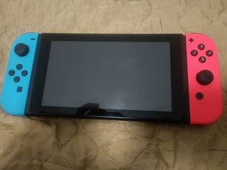 Nintendo Switch - Console