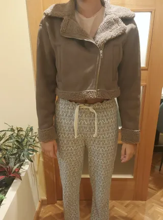 Cazadora antelina marrón borreguillo