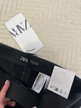 Leggins efecto cuero ZARA 