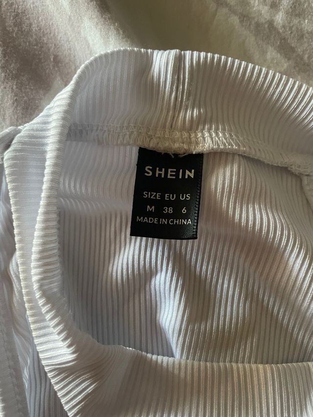 Top plateado Shein con flecos - M