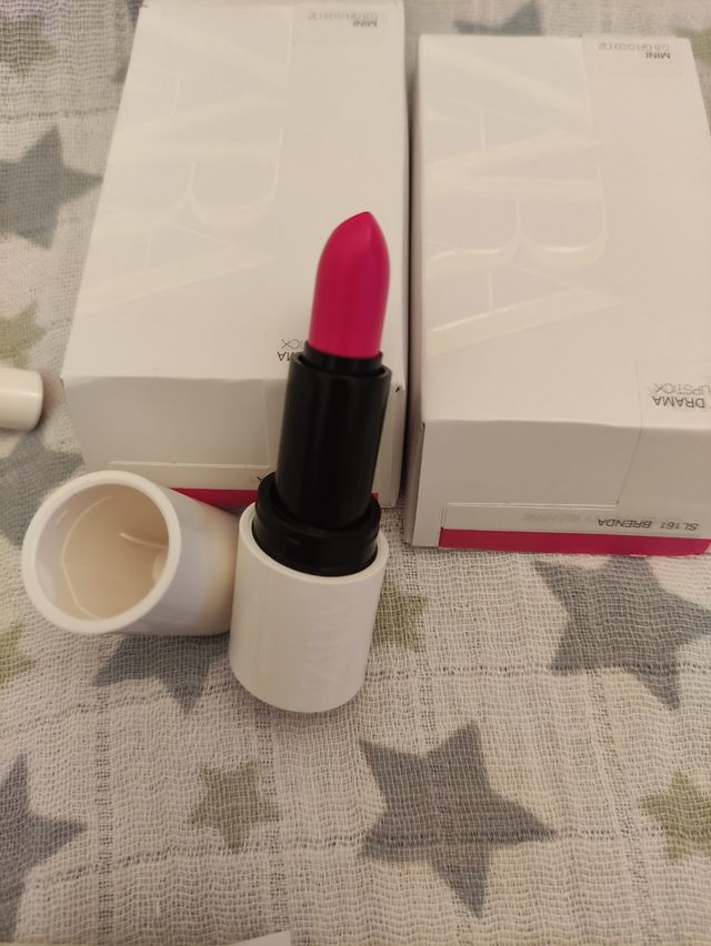 Cosméticos Zara: Base, pintalabios, sombras