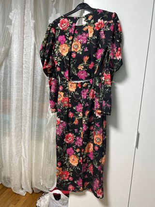 Vestido floral largo talla M