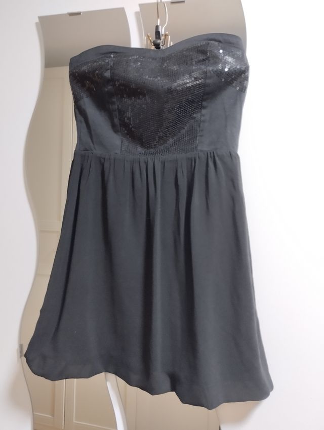 Vestido negro Bershka lentejuelas