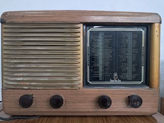 Radio antigua Imusa