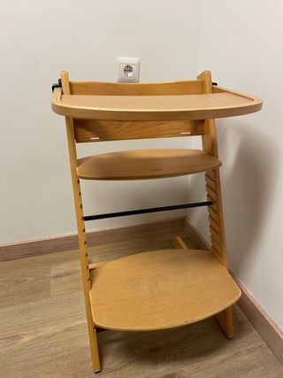 Trona Stokke infantil madera