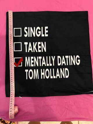 Funda cojín Tom Holland - Nueva