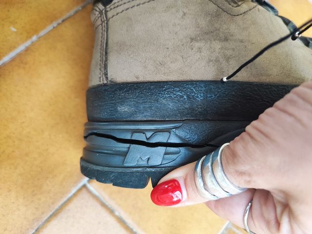 Scarponi Meindl 39.5 - usati