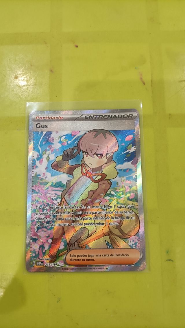 Carta Pokémon Gus 219/197
