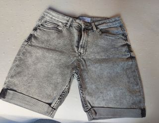 Shorts Bershka grises - Talla M
