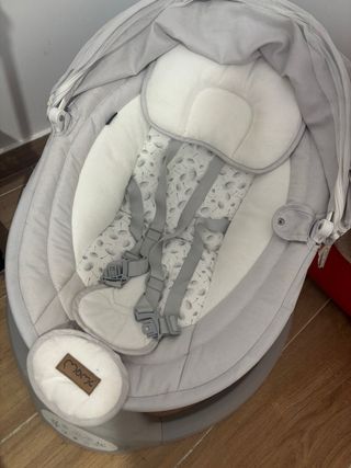 Cuna mecedora bebé poco uso