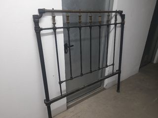Cabecero cama metal negro-dorado sumier180×90/20€