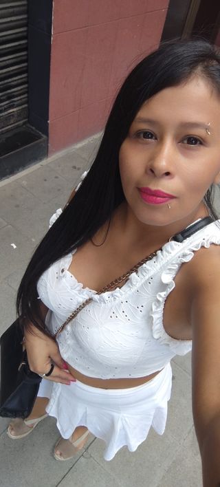 De cuidadora de niños o personas adultas