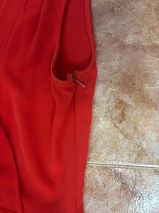 Mono Zara rojo - Talla M