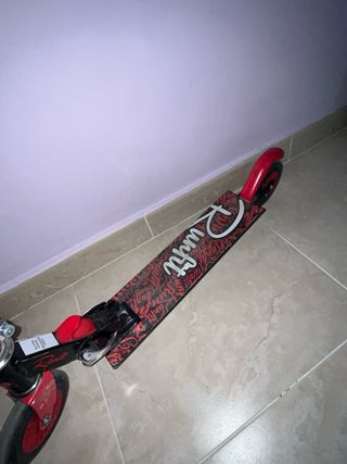 Patinete infantil rojo
