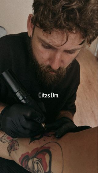 tatuaje, Tatto línea fina y puntillismo 