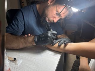 tatuaje, Tatto línea fina y puntillismo 