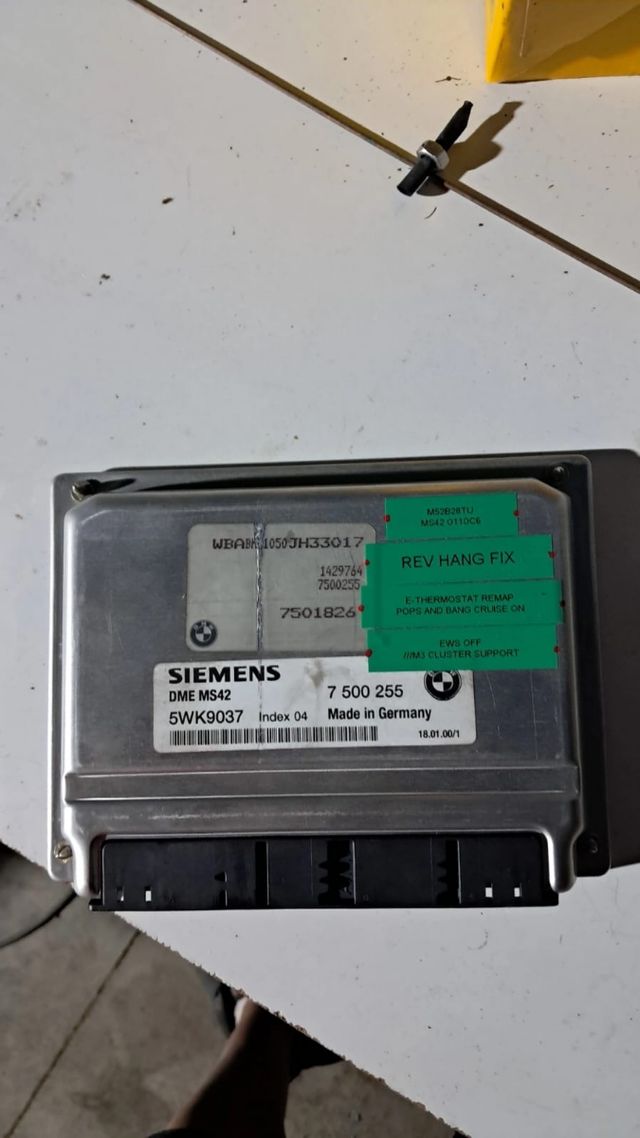 Centralita BMW MS42 Siemens 7501826