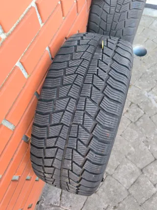 Neumáticos General Altimax Winter 3 245/45/18