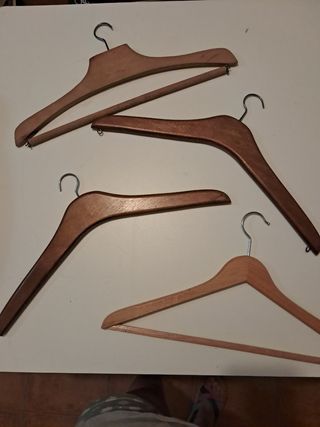 Perchas Madera - Robustas