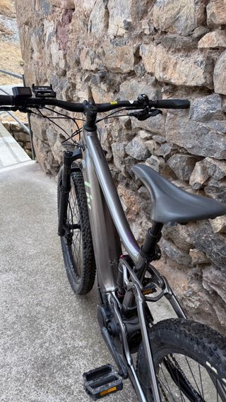 Bicicleta eléctrica montaña Liv