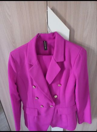 Tailleur viola elegante